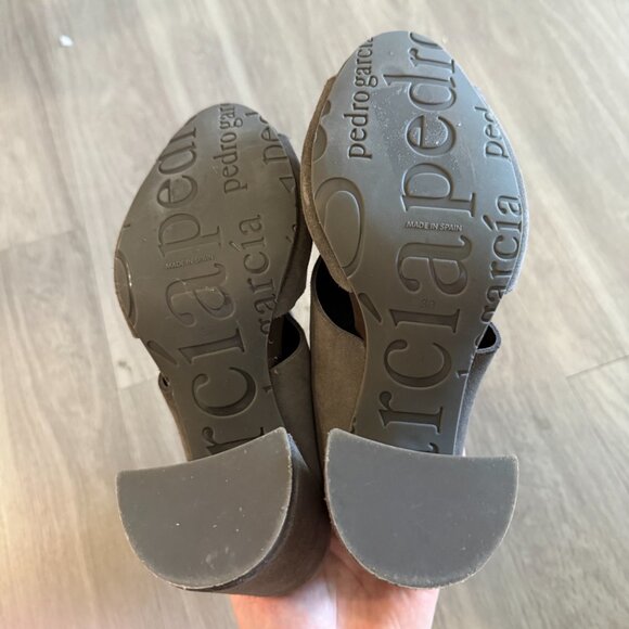 Pedro Garcia Brown Suede Peep Toe Cutout Block Heel Booties Size 39 (US 9) - Picture 5 of 6